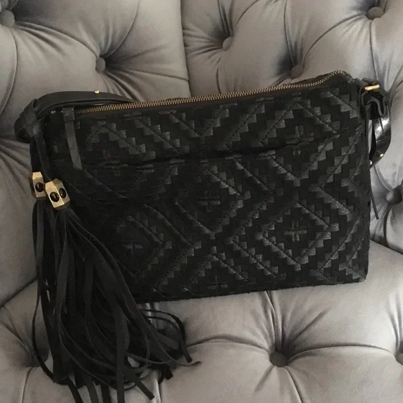 Eric Javits Gorgeous!!! Kamela Whipstitched Shoulder Bag - Picture 4 of 12